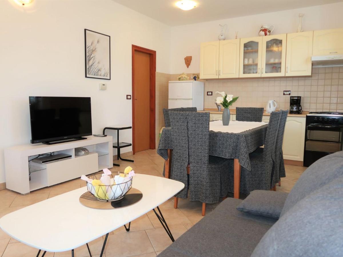 לאבין Holiday Home Andrea - Lbn415 By Interhome מראה חיצוני תמונה